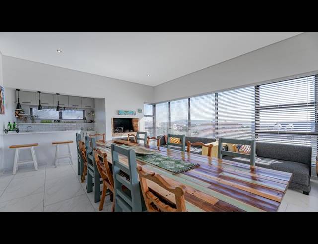 6 BEDROOM HOUSE FOR SALE IN MYBURGH PARK